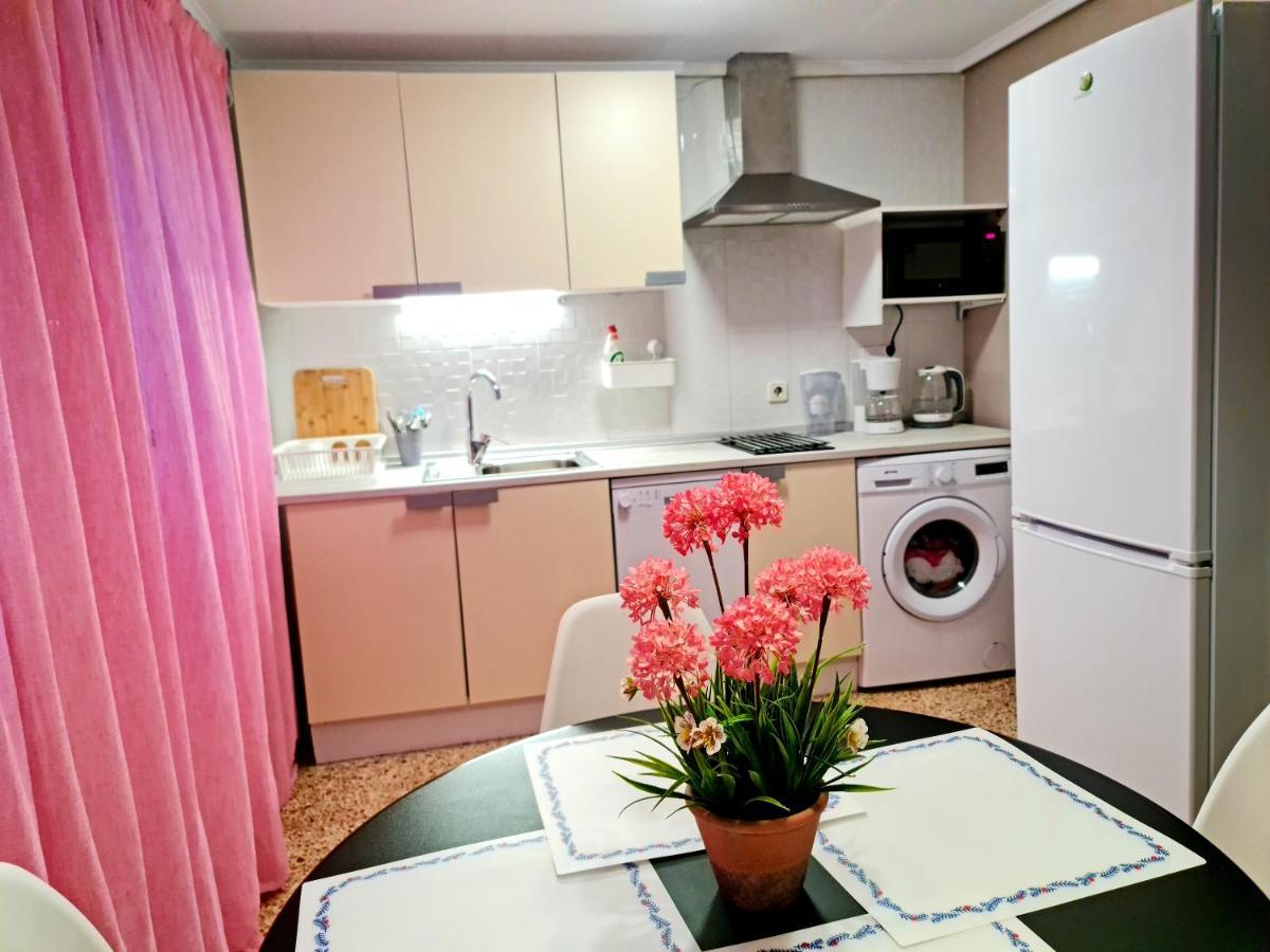 Nice Apartment Near The Port Of 圣波拉 外观 照片